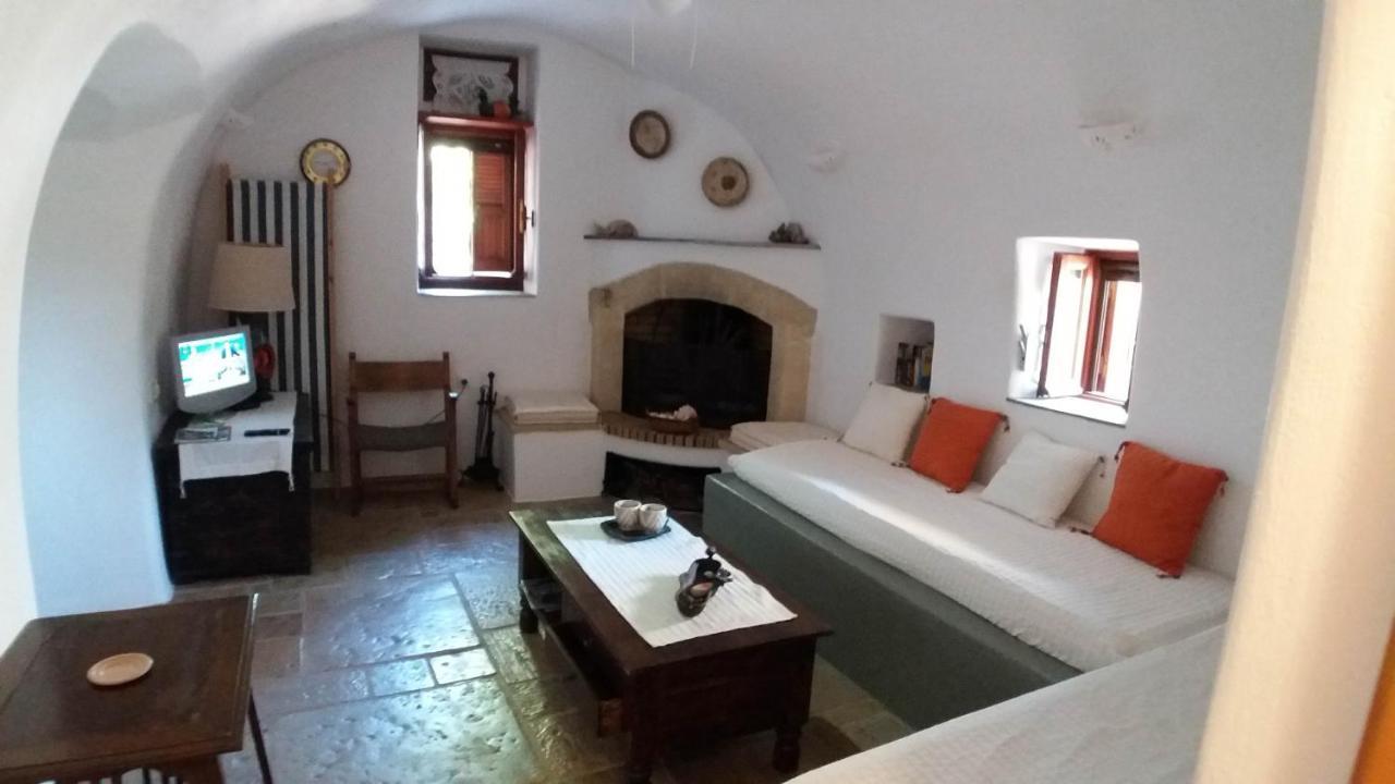 Frillingiánika Kytherian Traditional Home المظهر الخارجي الصورة